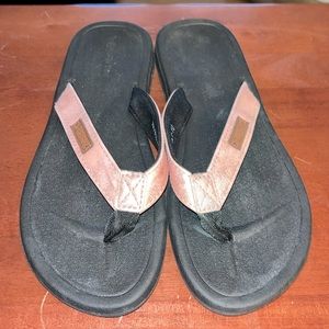 High Tide flip flops, pink straps, size 10